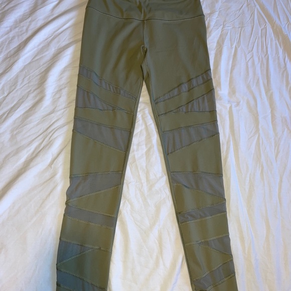 Knock Out by Victoria Secret Sport Leggings - Picture 1 of 7